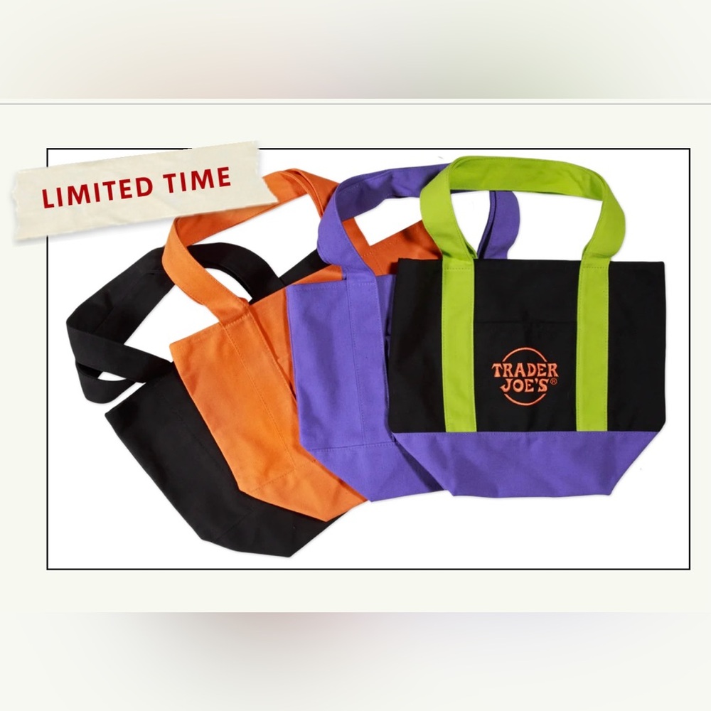 NWT: Trader Joe’s Trick—Or-Treat Mini Canvas Totes (set of 4) 🎃🎃